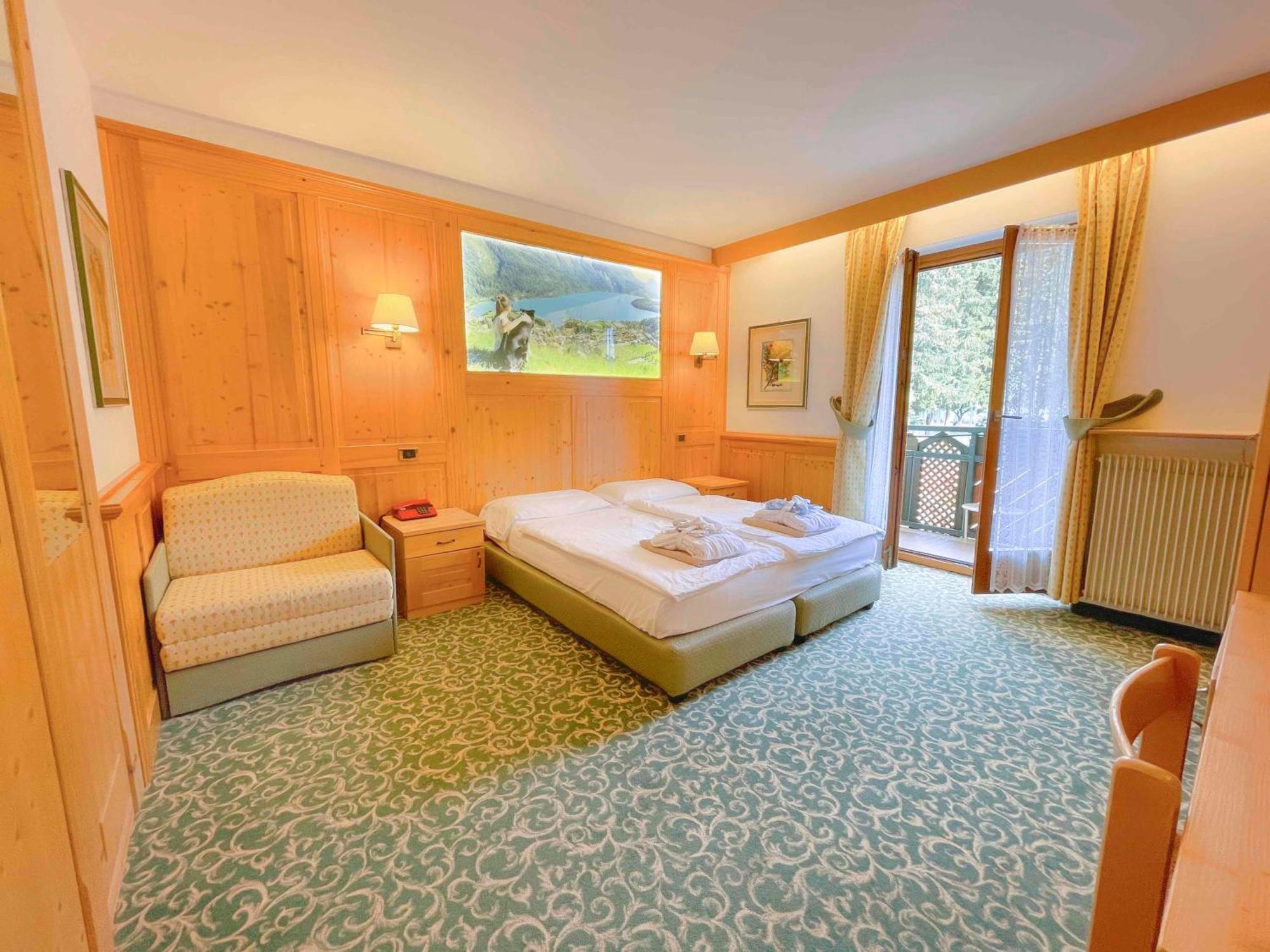 Alledolomiti Boutique Lake Hotel - Adults Friendly Мольвено Экстерьер фото